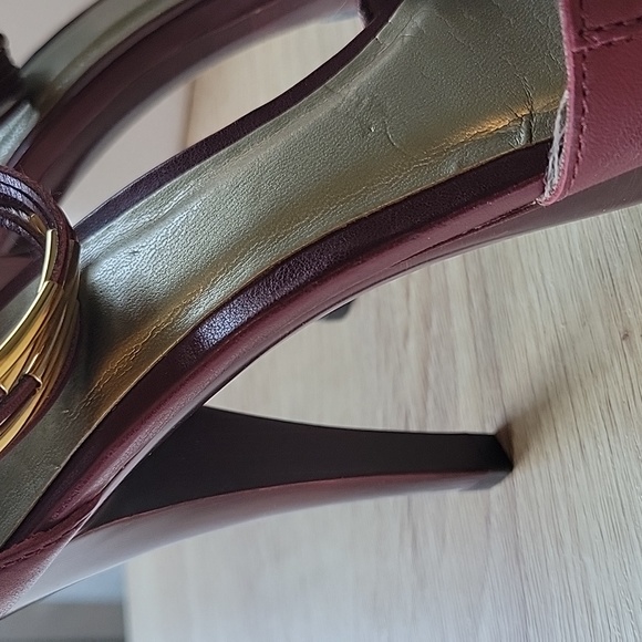 Carlos Santana TRANCE Burgundy heels - Picture 8 of 10